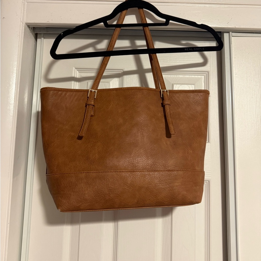 Elegant Tan Tote Bag